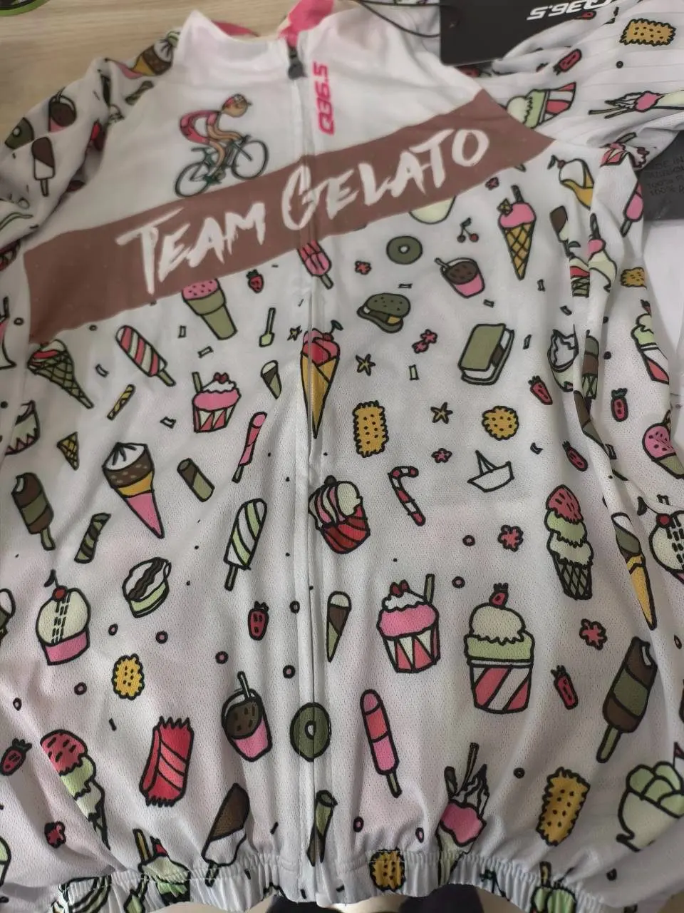 騎行配件到貨實拍：Team Gelato 車衣