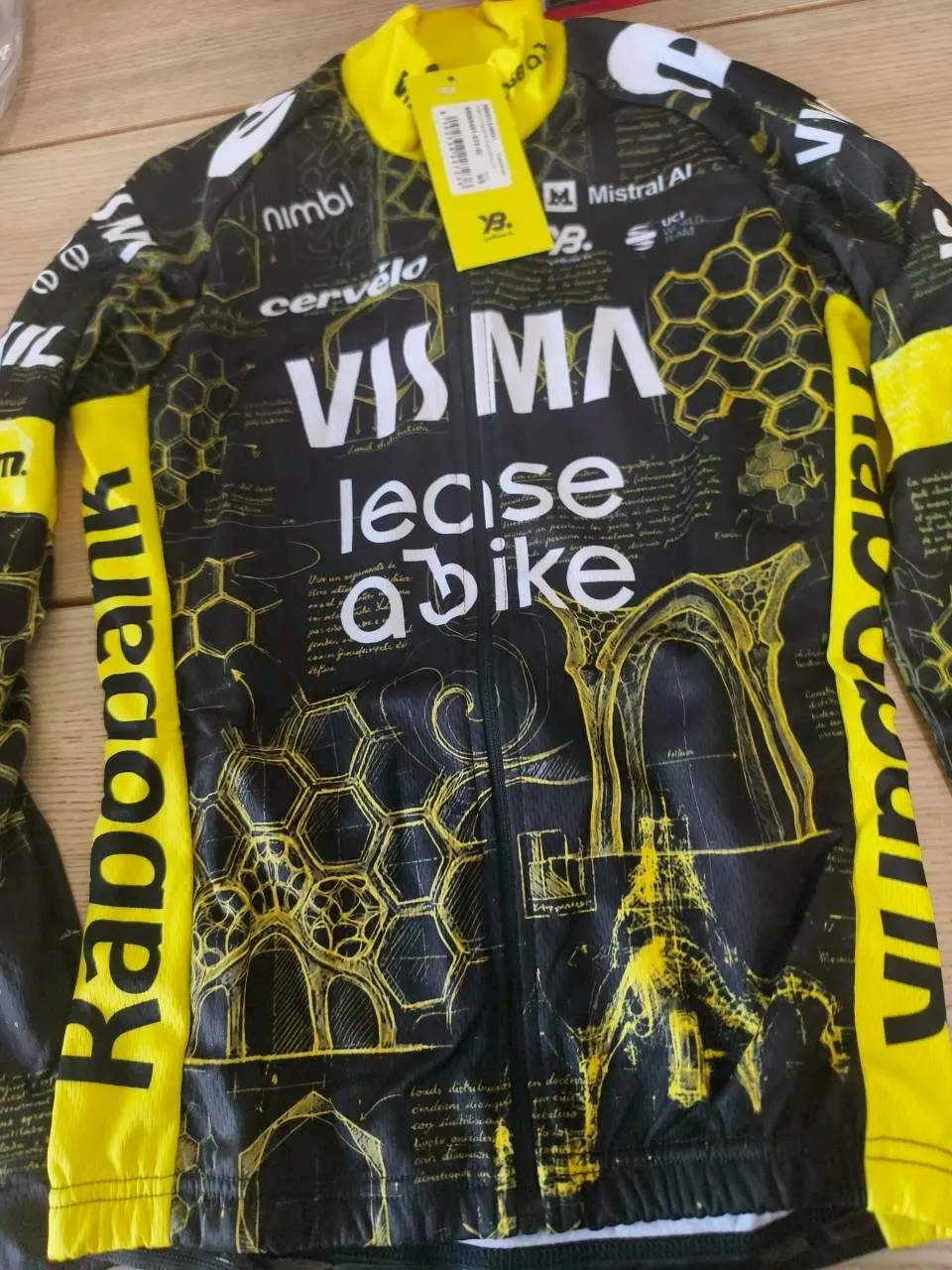 車隊車衣到貨實拍:Visma 車衣